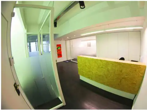 Oficina de 221 m2. En Casco Histórico. IDEAL PARA RENTA.