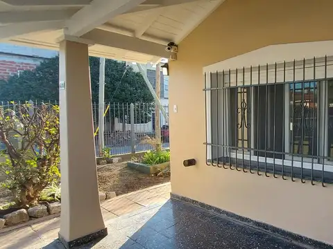 Casa en Venta en Claypole, USD 84.900