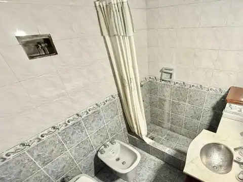 Depto Tipo Casa en Venta en Castelar Norte, USD 125.000