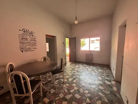 Casa en Venta en Valentin Alsina, USD 85.000