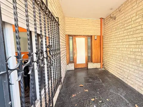 Depto Tipo Casa en Venta en Villa Ballester, USD 169.000