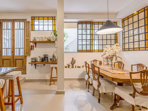 Depto Tipo Casa en Venta con 1 cocheras