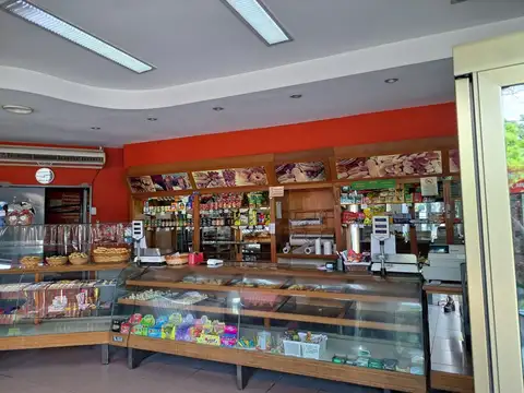 Local en Venta en Longchamps, USD 245.000