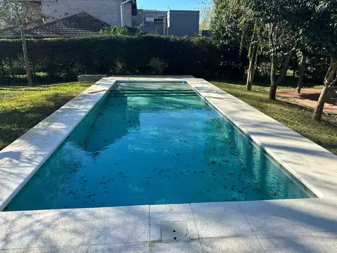 CASITA EN VENTA APTO CREDITO CON PILETA Y QUINCHO MAPUCHE CC