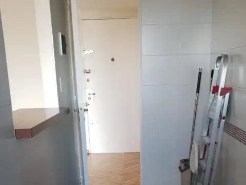 Excel 2 amb a nuevo, bcon. piso alto, esp lavar, 2 aires!