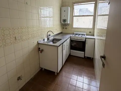 Departamento en Alquiler en Almagro, $ 650.000