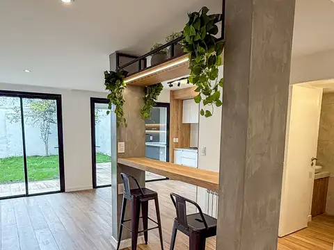 CHALET 4 AMBIENTES. CHAUVIN.