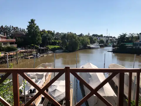 Marina del Sol Unico Triplex. 280 m2 con gge