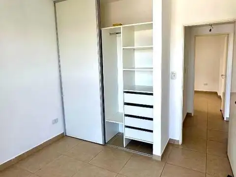 Departamento en Alquiler con 1 cocheras