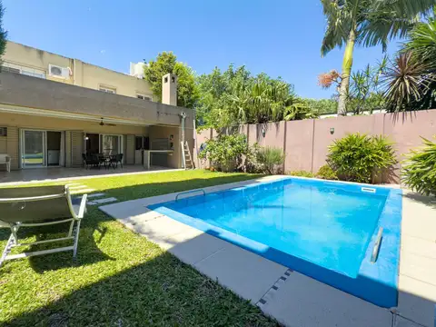 Casa en Venta en Alberdi, USD 260.000