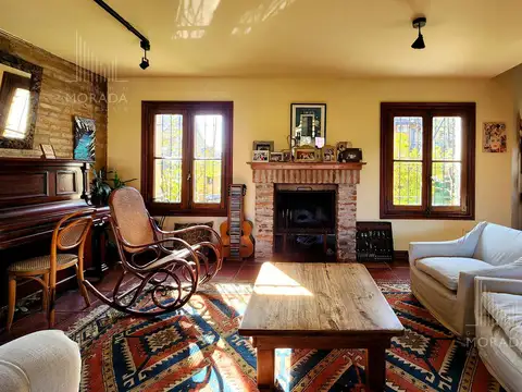Casa 6 ambientes con 3 baños