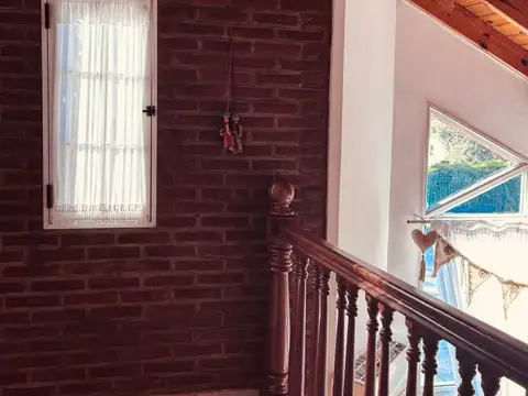 Casa 5 ambientes con 2 baños