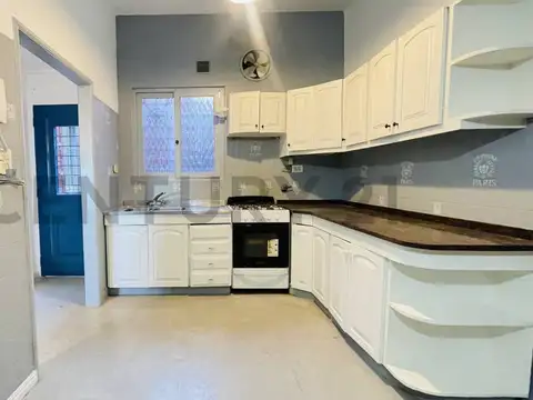 Venta departamento 4 ambientes con terraza propia - Escucha ofertas- Financiación directa