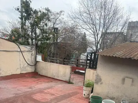 Depósito en Carapachay