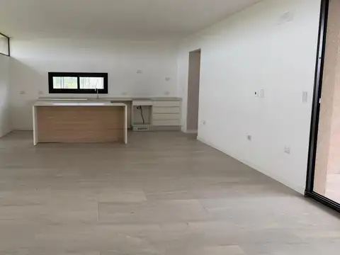 Venta De Propiedad A Estrenar En Fincas Joven