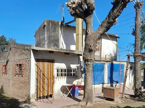 Casa sobre lote de 20 x 20m. General Rodríguez