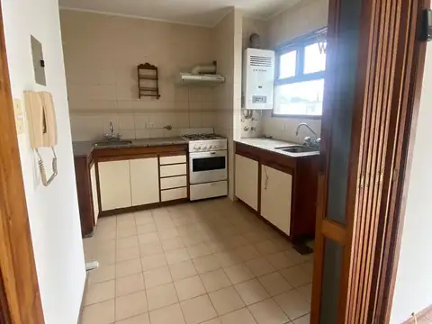 Departamento 3 ambientes con 2 baños