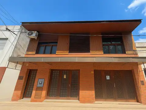 Calle 33  e/  17 y 18