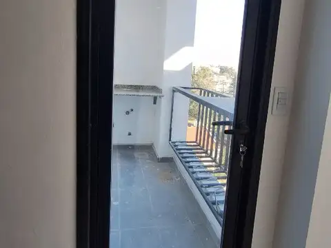 Departamento en Venta al Noreste