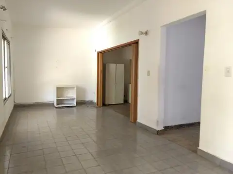 Alquiler de Casa 3 AMBIENTES en El Palomar, Morón
