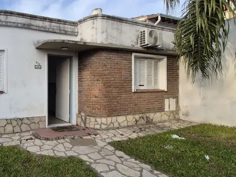 Alquiler de Casa 3 AMBIENTES en El Palomar, Morón
