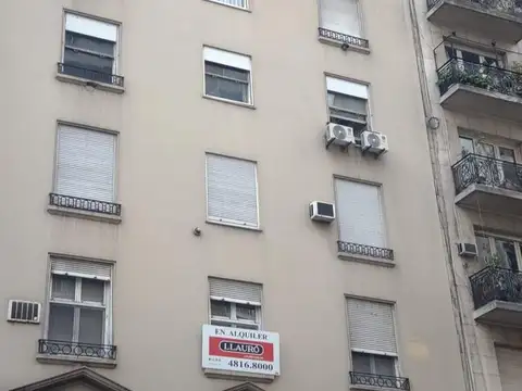 Av Santa Fe 1200 - lindismo edificio frances. 2/3 dorm   2 baños   toilette   dependencias