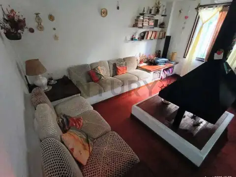 VENTA PH en COMPLEJO CERRADO- 3 AMBIENTES con COCHERA en VILLA SARMIENTO Zona Colegio Ward
