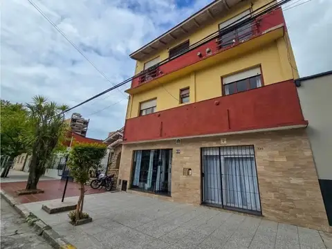 Hotel 9 hab. La Perla a 200 mts del Mar!