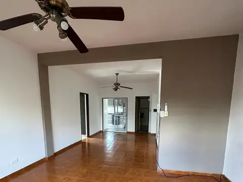 Depto Tipo Casa 4 ambientes con 1 baño