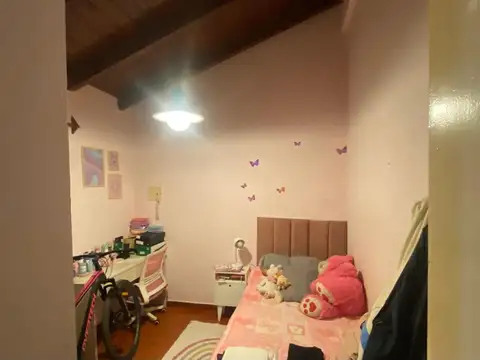 Casa 2 ambientes con 1 baño