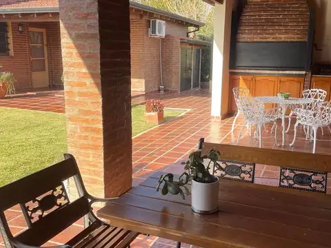 Casa Quinta - Paque Sicardi