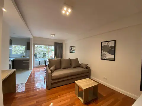 Ramon Falcon al 1800 entre Av Carabobo y Pumacahua