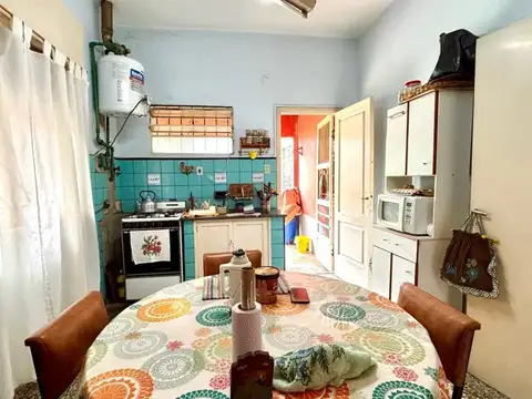 Casa 4 ambientes con 1 baño