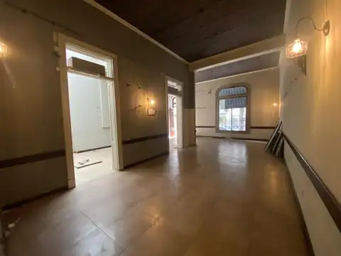 Local en Venta en Caballito, USD 390.000