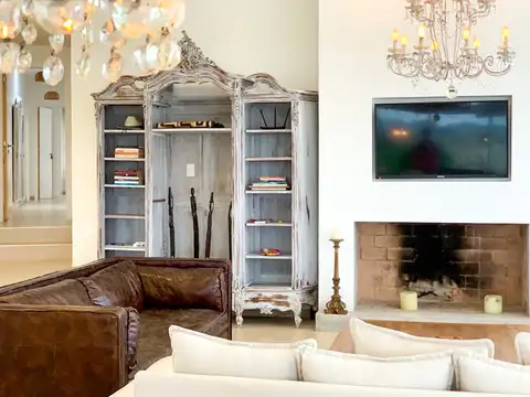 Quinta en Alquiler Temporal en Manantiales, USD 32.000