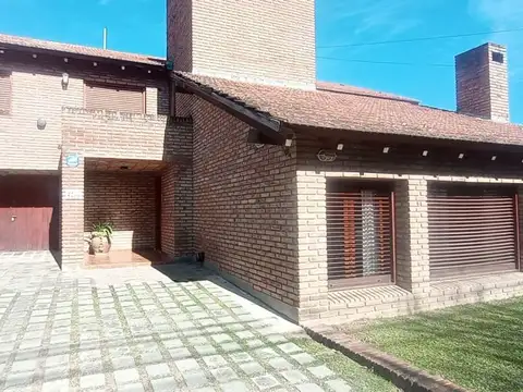 VENTA CASA 4 DORMITORIOS EN VILLA BELGRANO