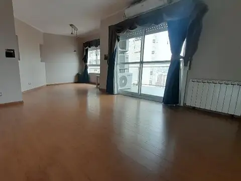 Venta Departamento 5 ambientes en Torres de Abasto con cochera y pileta