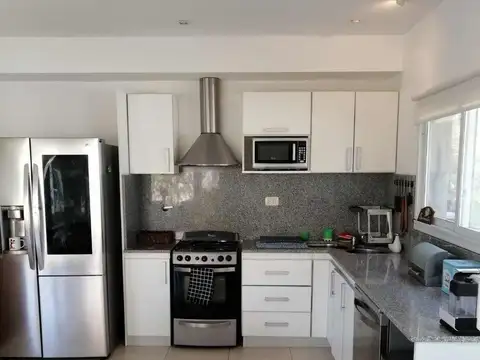 CASA 4 AMBIENTES ALQUILER RESIDENCIAL EN CANNING