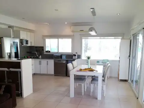 Casa en Alquiler Temporal en Guernica, USD 1.400