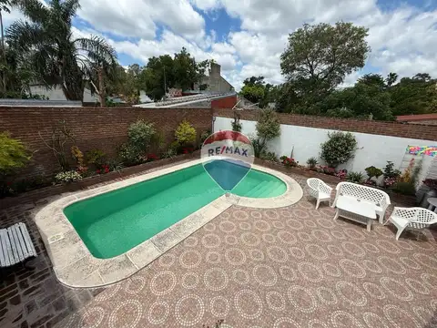 SE VENDE CASA ZONA RESIDENCIAL-SANTO TOMÉ
