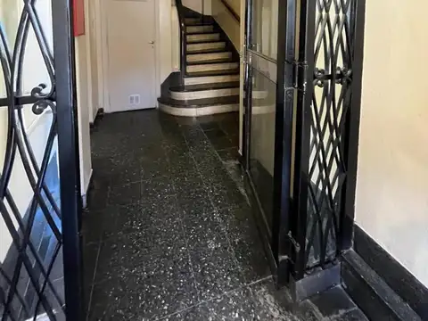 EXCELENTE ubicación Monoambiente con Terraza propia