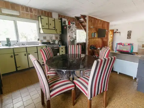 Casa 3 ambientes con 2 baños