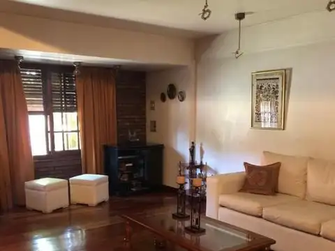 Casa en Venta de 5 dormitorios