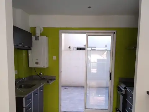 Departamento en Alquiler con 1 cocheras