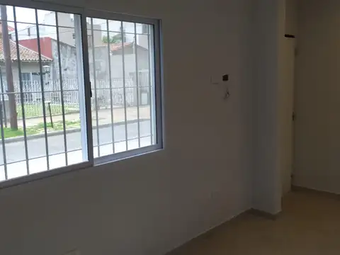 Depto Tipo Casa en Alquiler A Estrenar