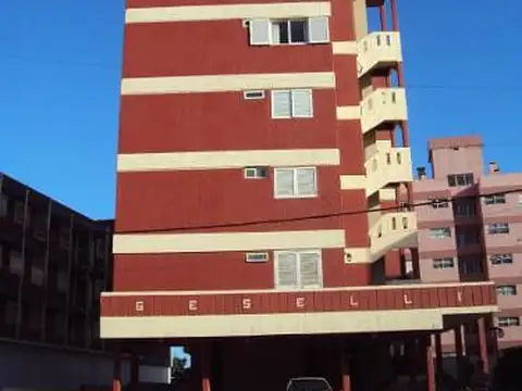 Avenida 1 y 145 bis , Piso 5