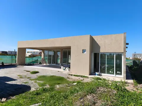 Alquiler Casa 3 Dormitorios Vida 1