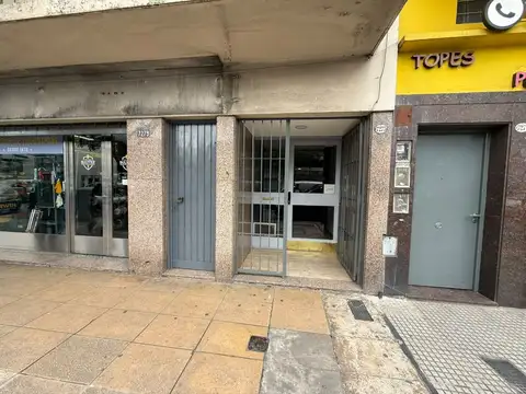 Avenida Juan Bautista Alberdi 7200, Piso 6