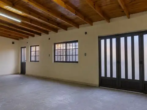 Casa 2 dormitorios en venta en Ensenada, quincho