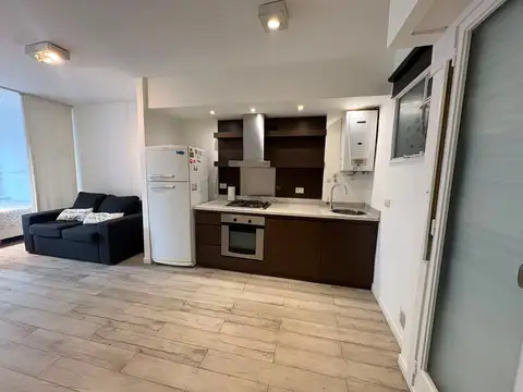 Departamento en Alquiler en Recoleta, $ 850.000